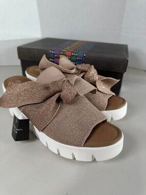 bernie mev. Sparkling Taupe Bow Platform Mules. Brand New